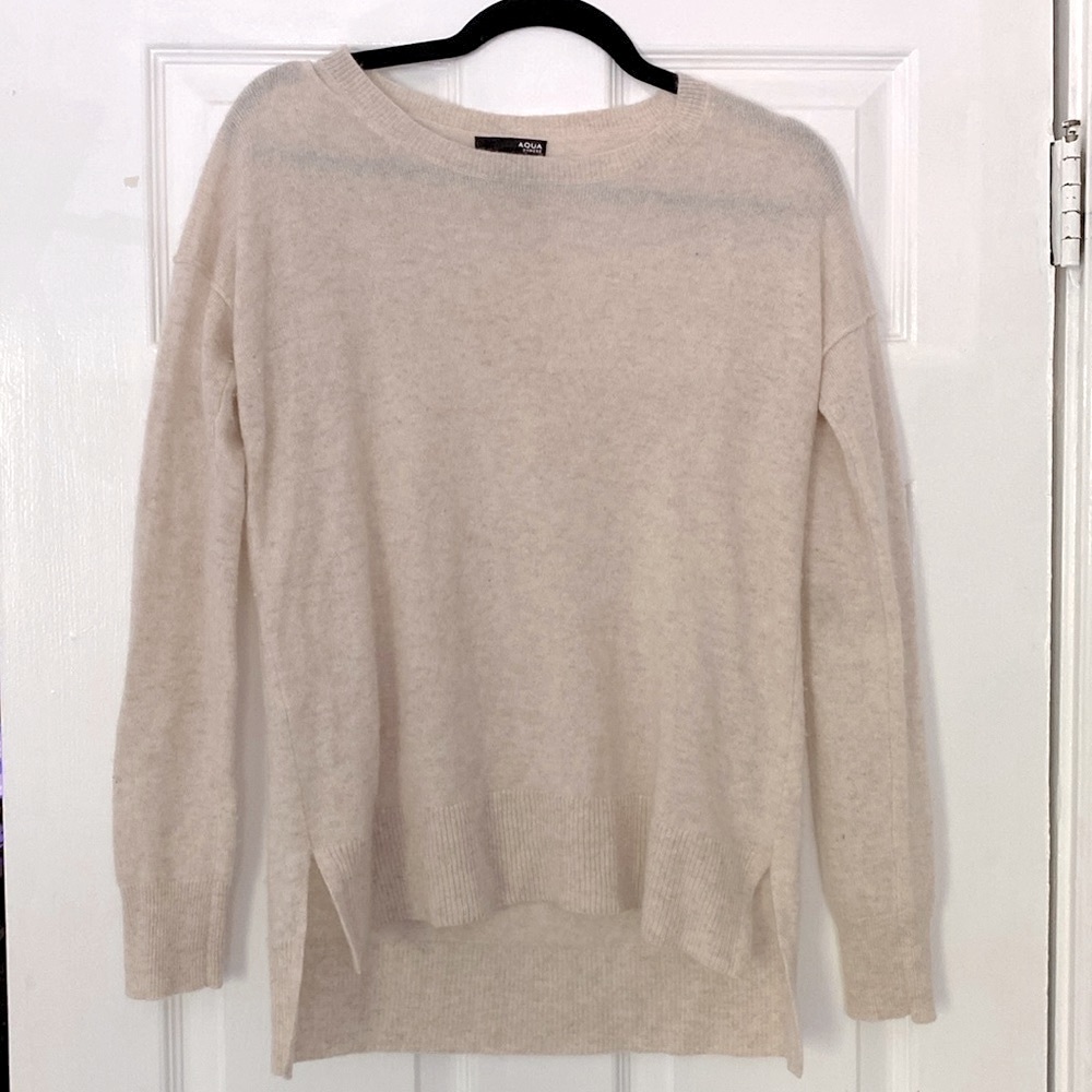 AQUA Cashmere oatmeal sweater | Bloomingdale’s | 100% cashmere | Size: S